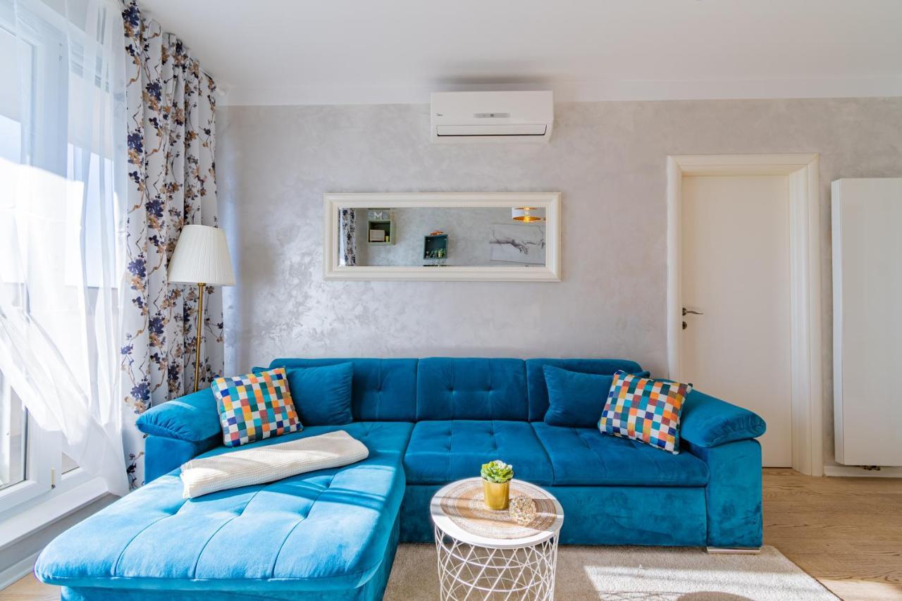 Flexible Selfcheckins 30 - Zagreb - Garage - Electric Vehicle Ccharger - Big Loggia - New - Apartments Repinc 30 Екстер'єр фото